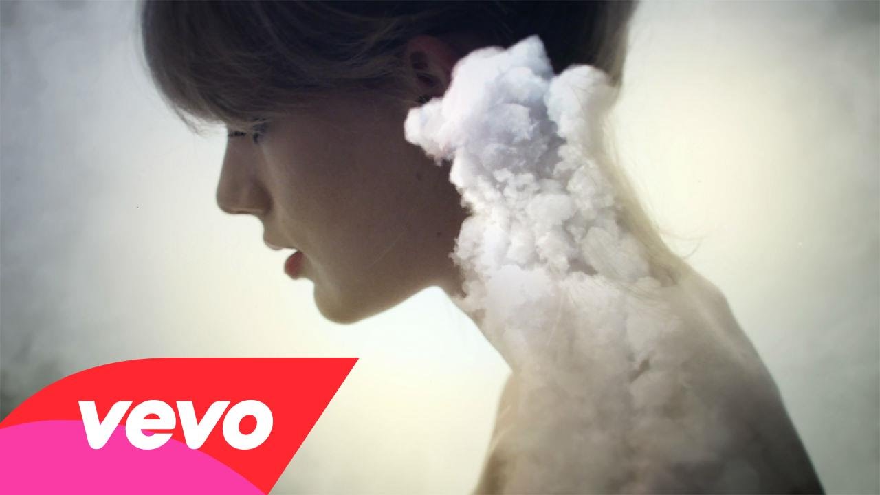 Taylor Swift “Style” (Video Premiere) Taylor Swift “Style” (Video Premiere)