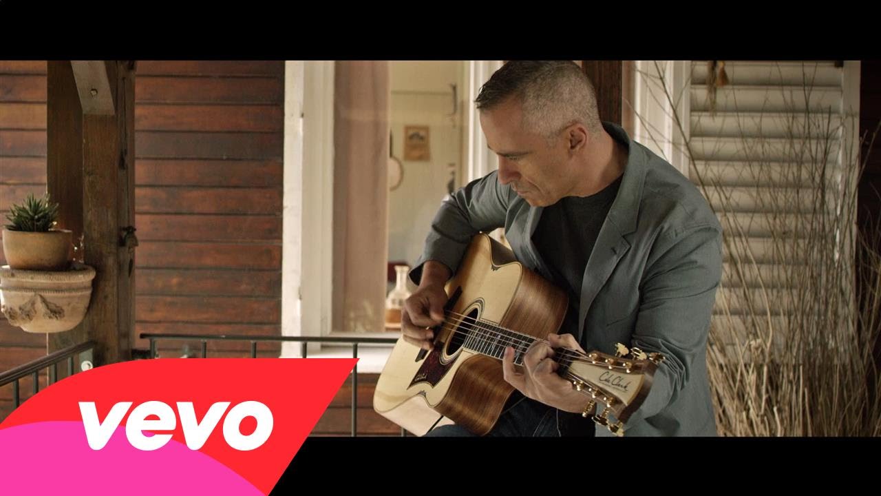 Eros Ramazzotti “Al fin del mundo” (Video Premiere) Eros Ramazzotti “Al fin del mundo” (Video Premiere)