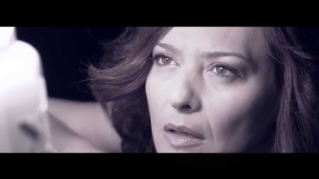 Χριστίνα Γκόλια “Ordinary Girl” (Video Premiere) Χριστίνα Γκόλια “Ordinary Girl” (Video Premiere)